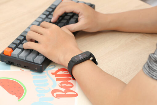 Vòng đeo tay thông minh Mi Band 5 - Ảnh 5