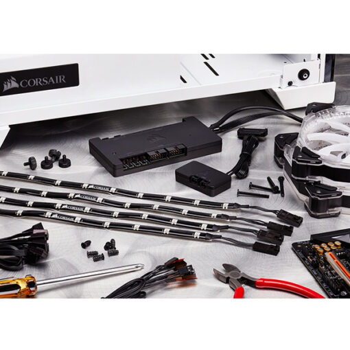 Bộ điều khiển quạt máy tính và dây đèn RGB Corsair Commander PRO (CL-9011110-WW) - Ảnh 3