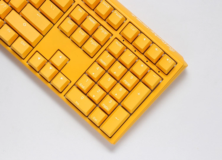 Bàn phím cơ Ducky One 3 Yellow Full Size RGB giá rẻ tại Nguyễn Vũ Store