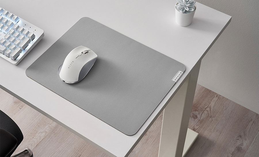 Tấm lót chuột Razer Pro Glide - Soft Productivity Mouse Mat (RZ02-03331500-R3M1)