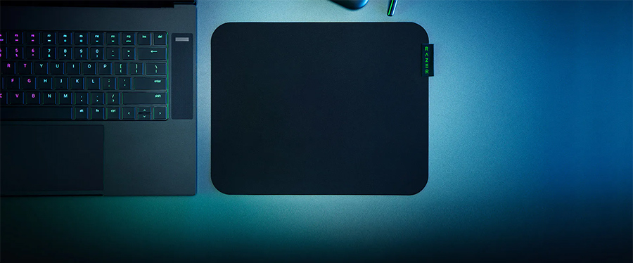 Tấm lót chuột Razer Sphex V3 - Ultra Thin Mouse Mat - Large (RZ02-03820200-R3M1)