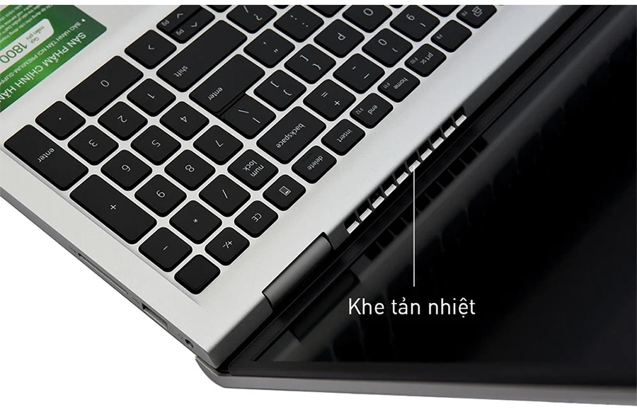 Laptop Dell Inspiron 15 3530 1334U