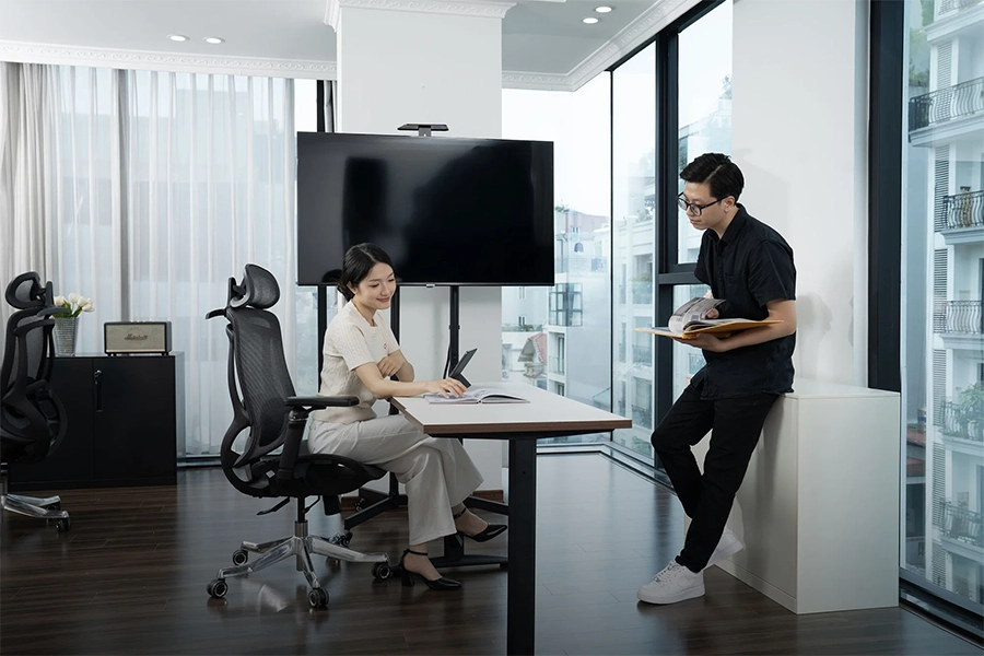 Giá Treo TV Di Động HyperWork Core Stand TVC01 (Hỗ trợ màn hình 37 - 75 inch)